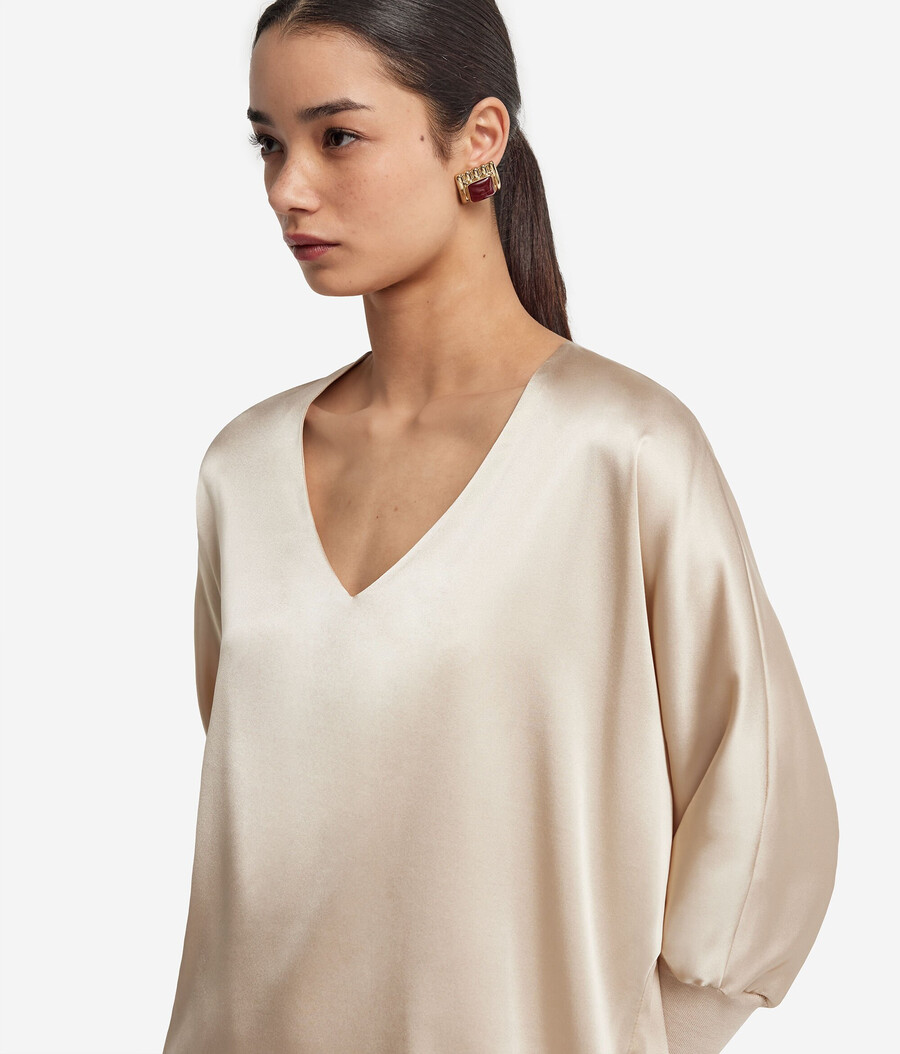 seidenbluse mit v-ausschnitt