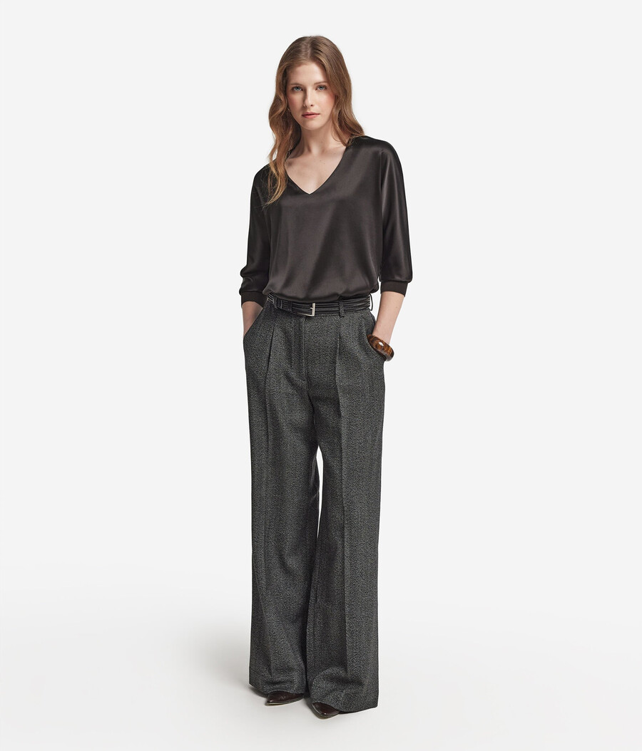 seidenbluse mit v-ausschnitt