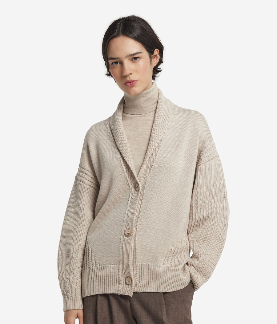 wollstrickjacke