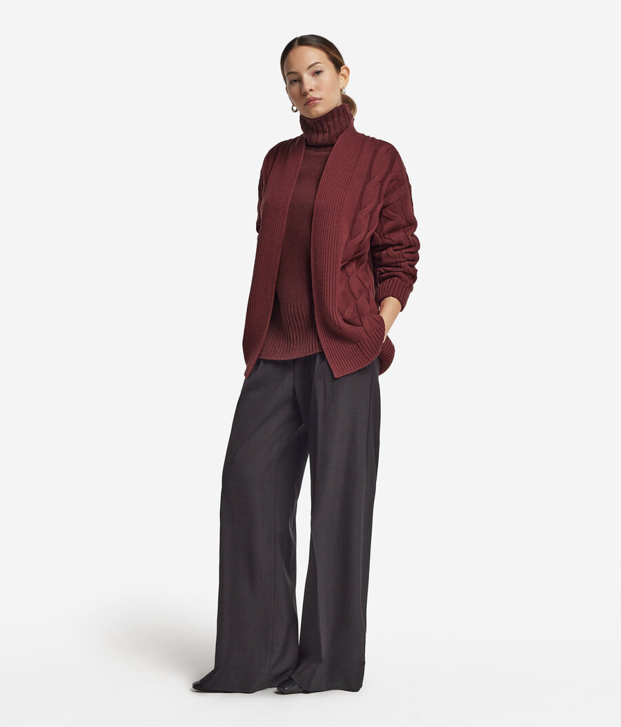 zopfstrick-strickjacke aus wolle