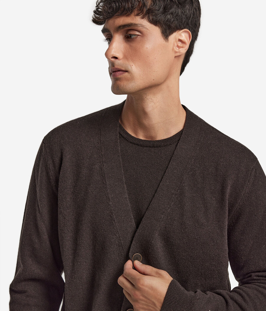 ultraweicher kaschmir-cardigan mit knöpfen