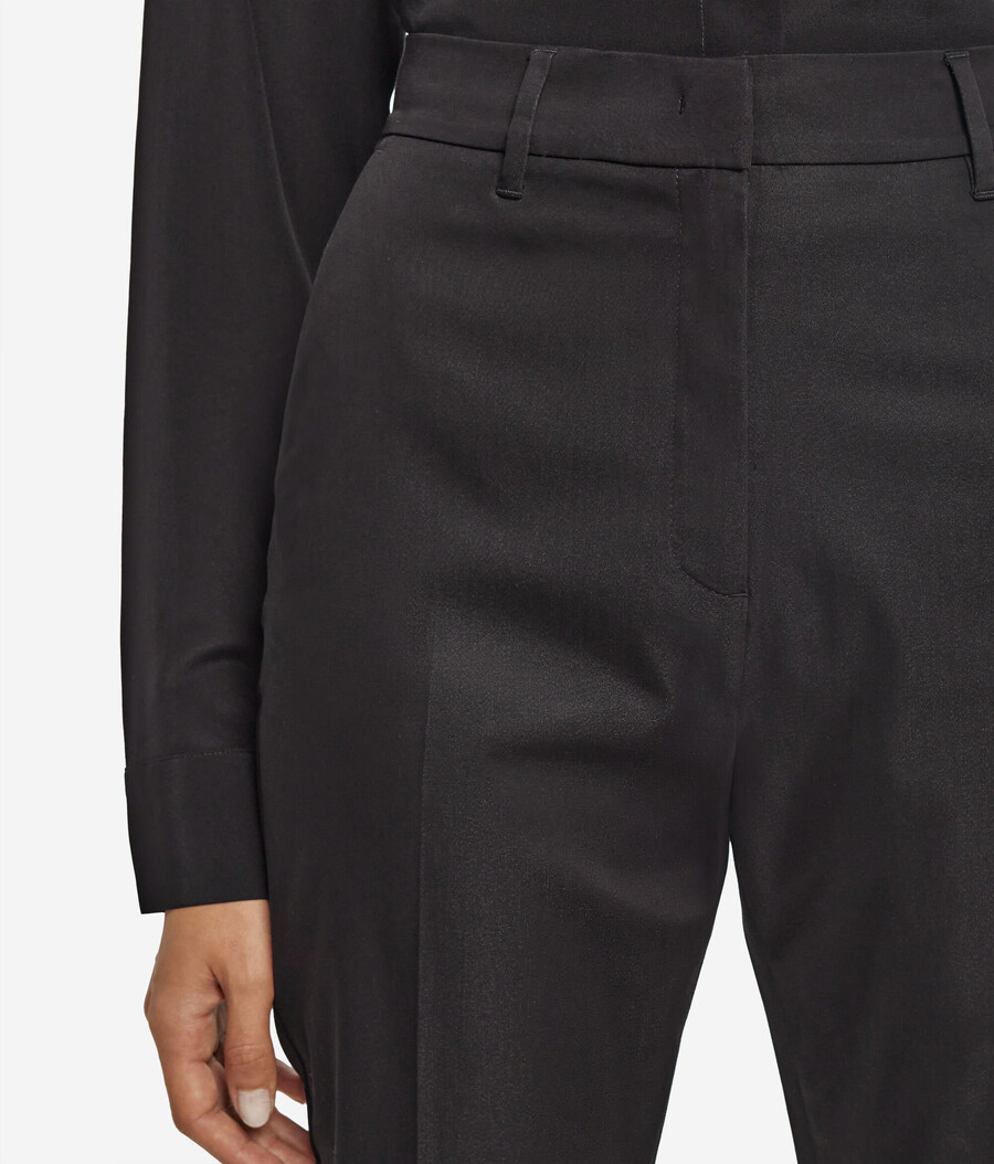 zigarettenhose mit reißverschluss