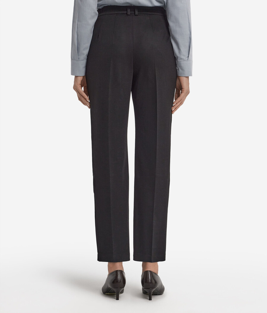 zigarettenhose aus wolljersey