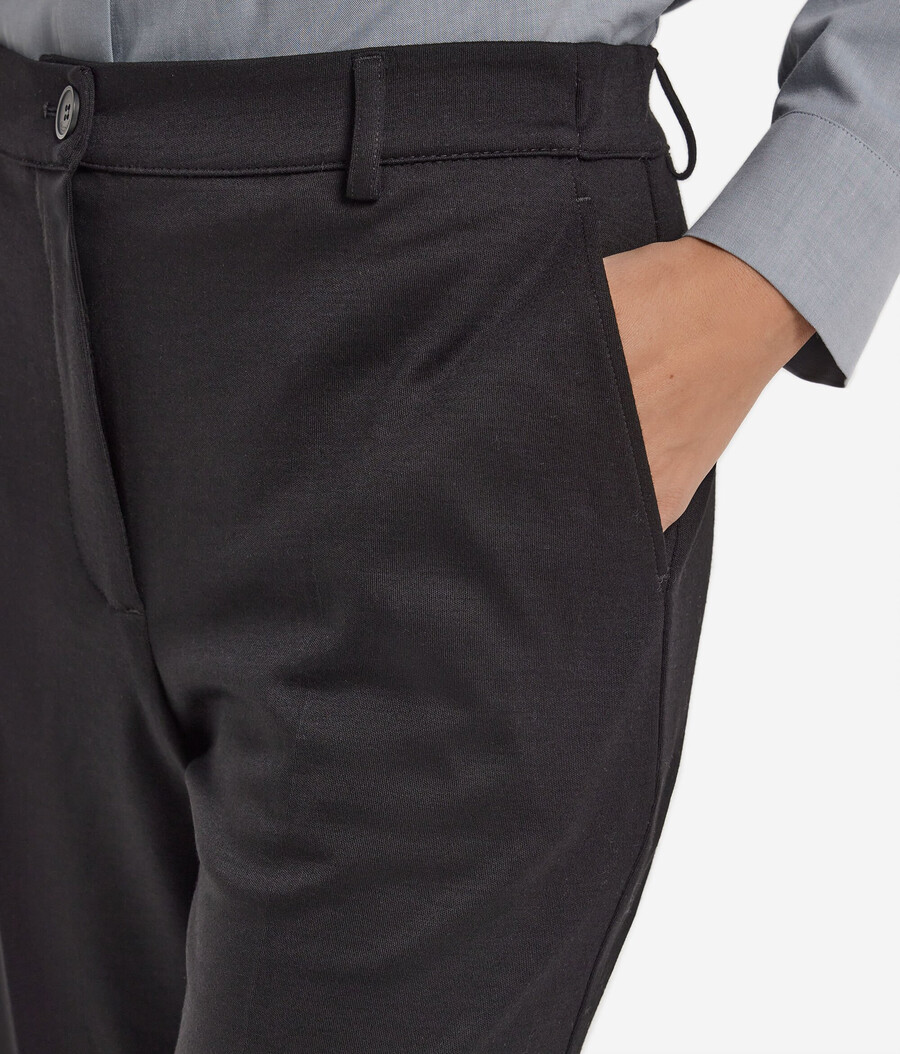 zigarettenhose aus wolljersey