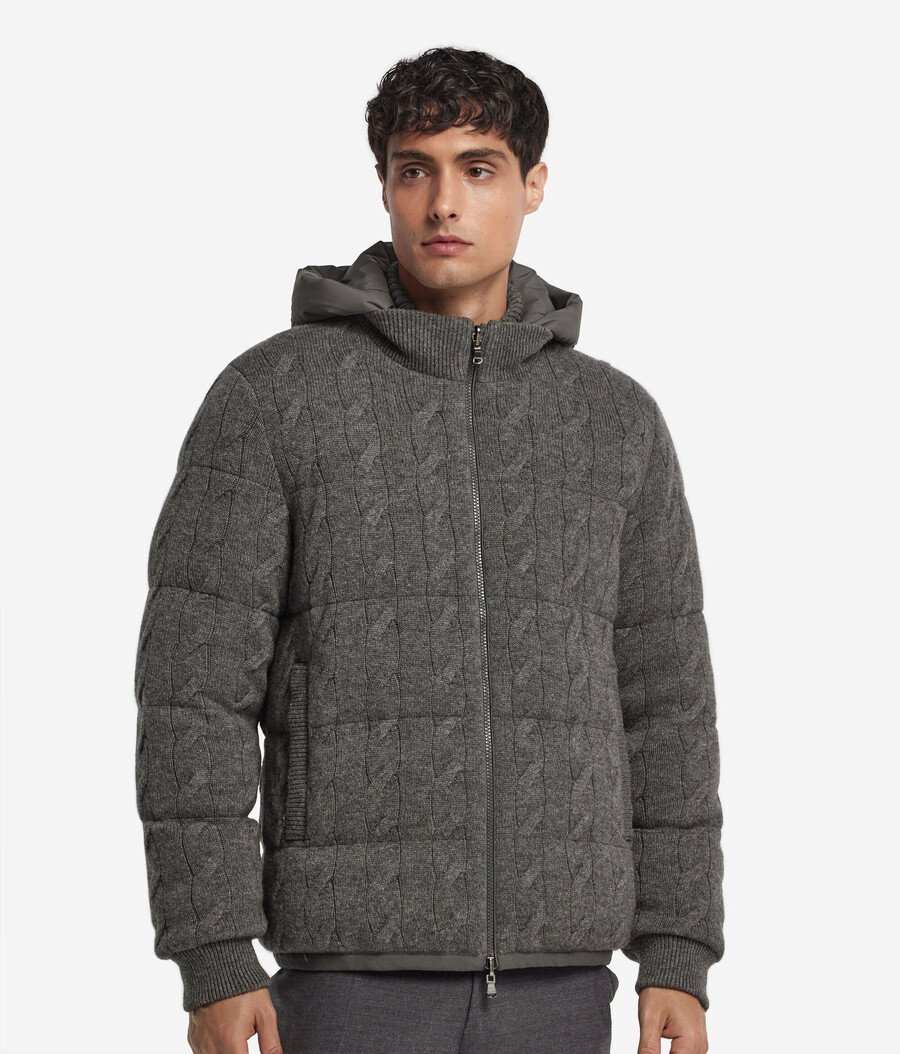 wendbare daunenjacke mit kaschmir-zopfmuster