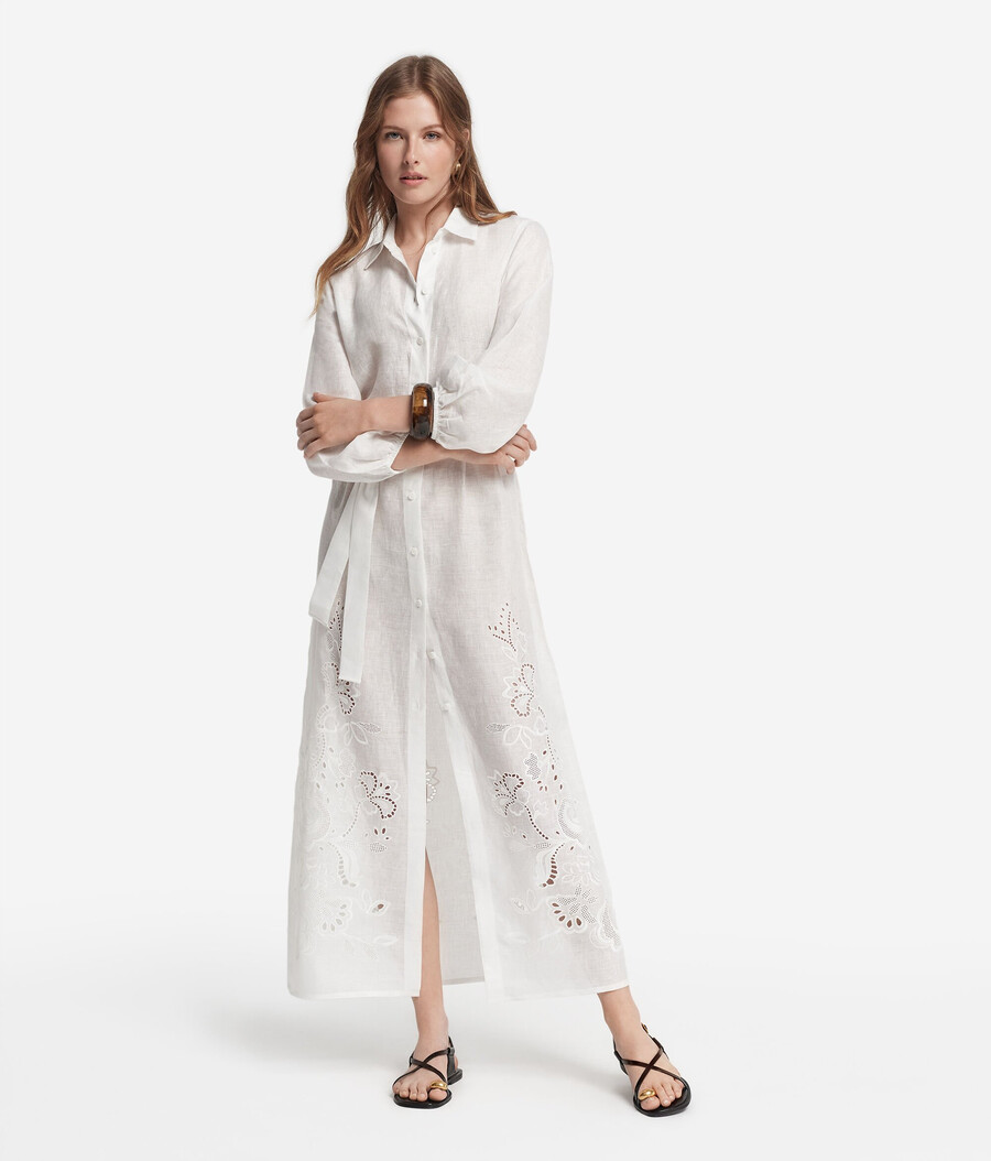 besticktes leinenkleid