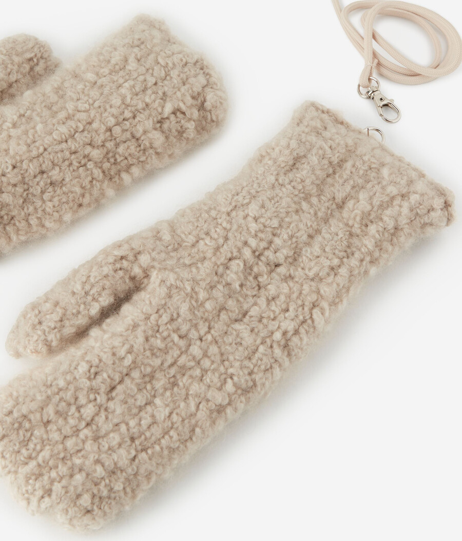 ultraweiche fäustlinge aus kaschmir und bouclé