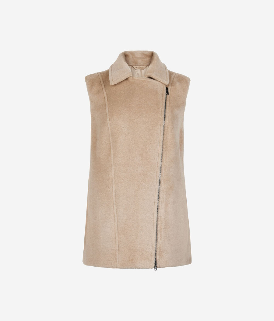 Ärmellose bikerjacke im teddy-look
