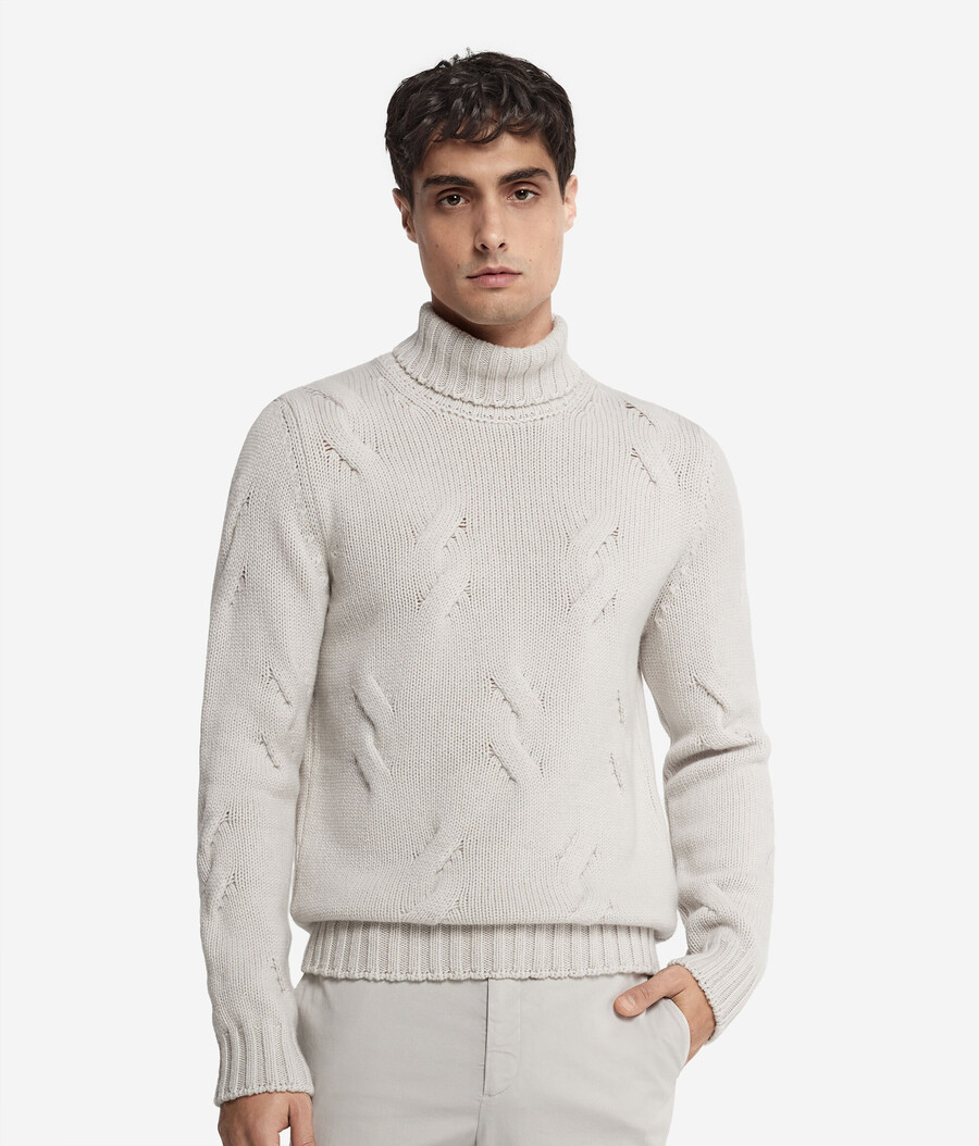 kaschmir-rollkragenpullover mit zopfmuster