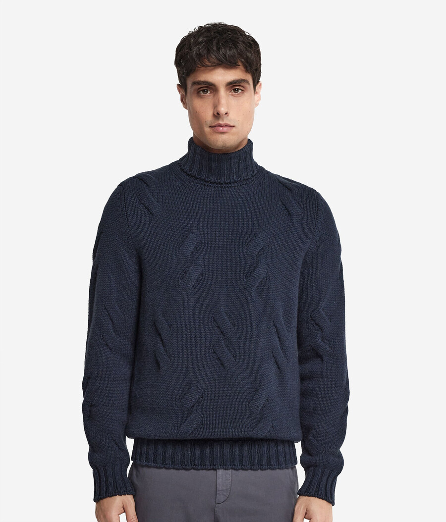 kaschmir-rollkragenpullover mit zopfmuster