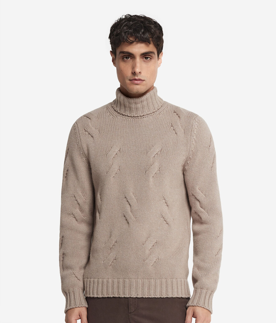 kaschmir-rollkragenpullover mit zopfmuster