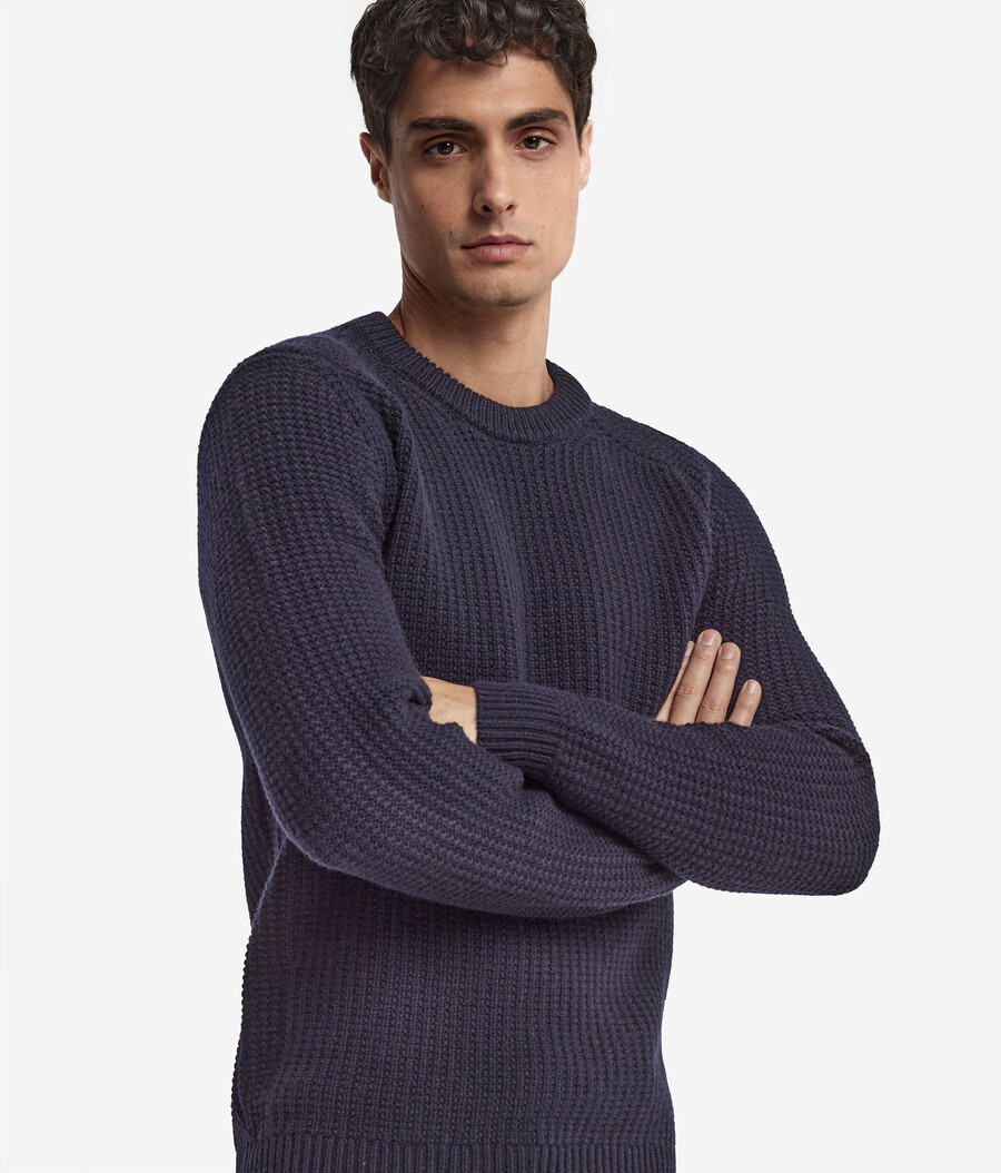 gerippter ultraweicher kaschmirpullover mit rundhalsausschnitt