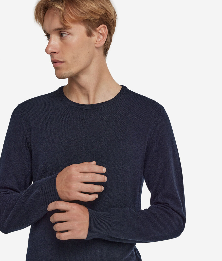 ultraweicher kaschmirpullover mit rundhalsausschnitt