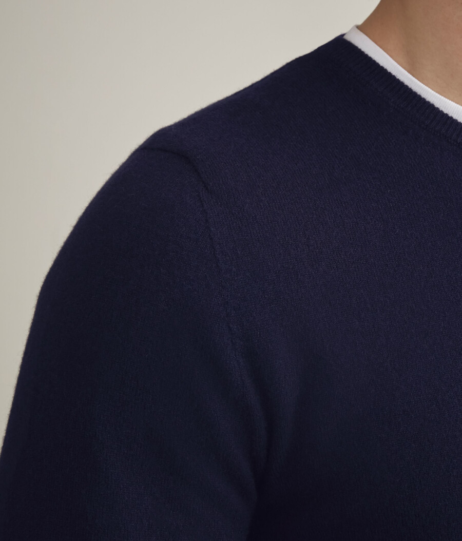 ultraweicher kaschmirpullover mit rundhalsausschnitt