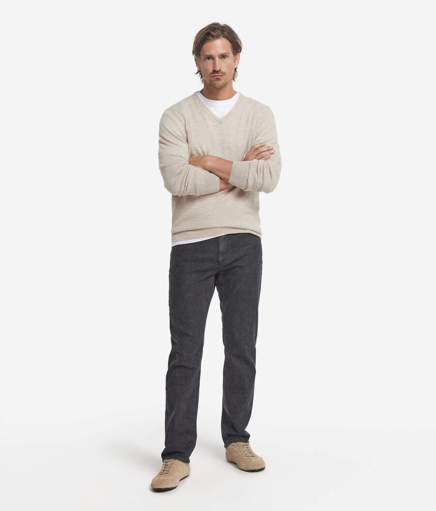 ultraweicher kaschmirpullover mit v-ausschnitt