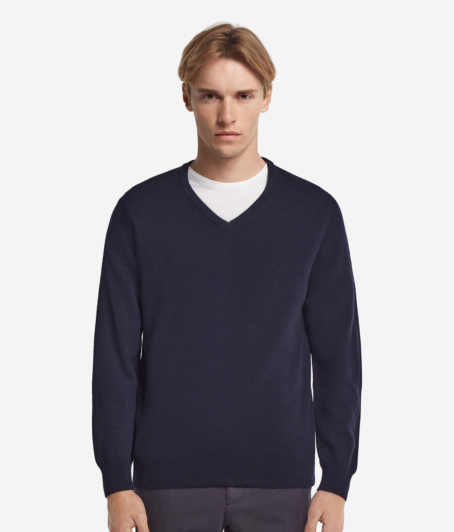 ultraweicher kaschmirpullover mit v-ausschnitt