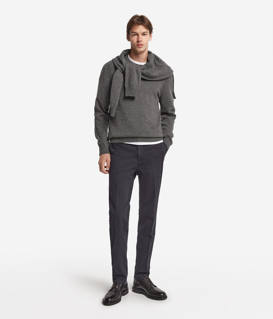 ultraweicher kaschmirpullover mit rundhalsausschnitt