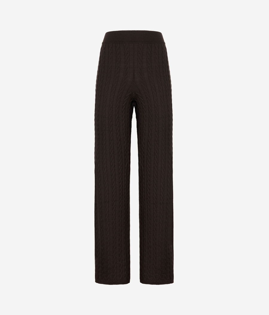 wollstrickhose mit zopfmuster und weitem bein