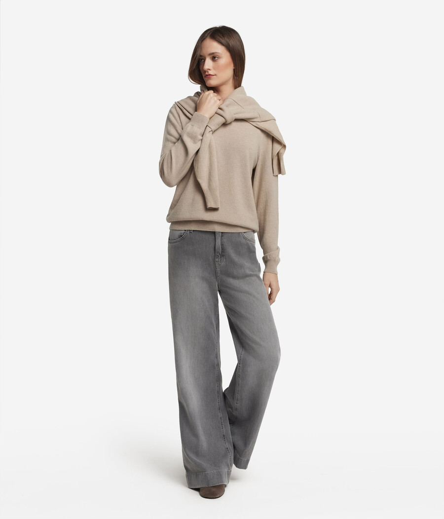 langärmeliger ultraweicher kaschmirpullover mit rundhalsausschnitt