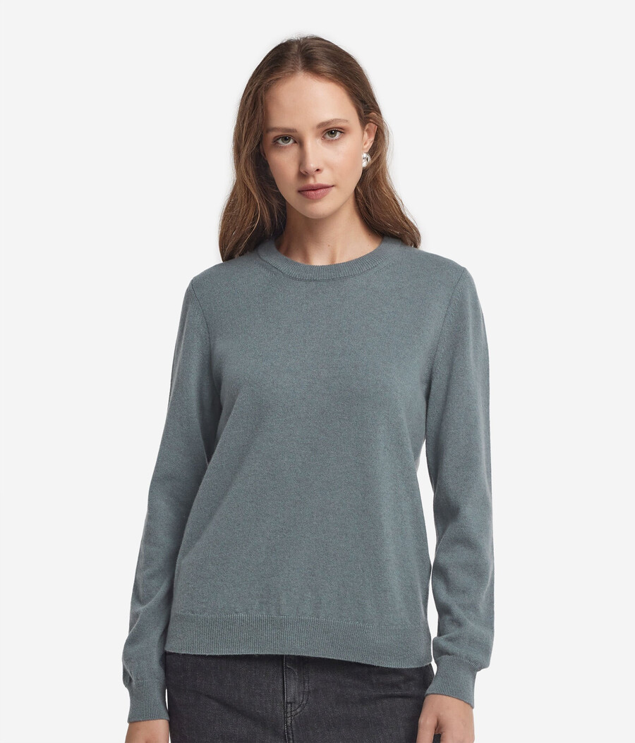 langärmeliger ultraweicher kaschmirpullover mit rundhalsausschnitt