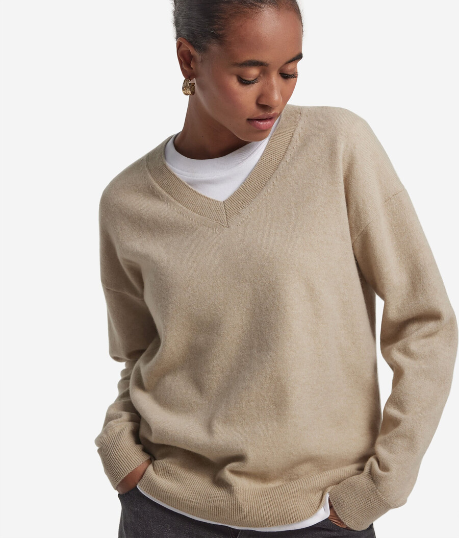 ultraweicher kaschmirpullover mit v-ausschnitt