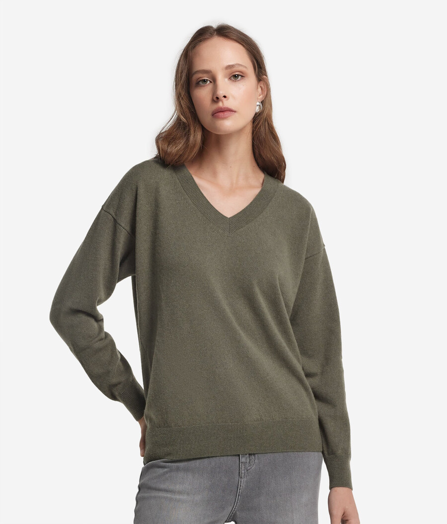 ultraweicher kaschmirpullover mit v-ausschnitt