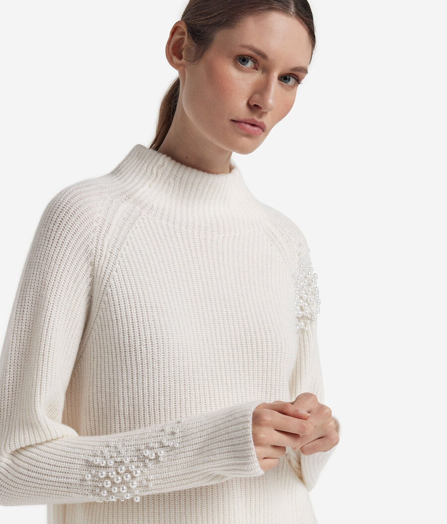 ultraweicher kaschmir-rollkragenpullover mit perlen