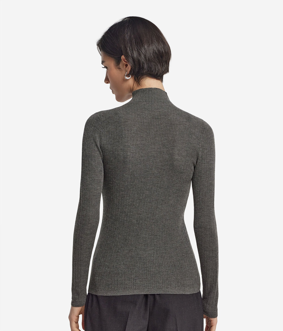 gerippter rollkragenpullover aus ultrafeinem kaschmir