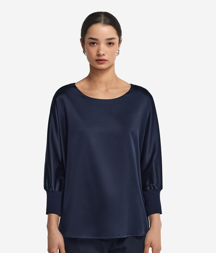 rundhals-pullover aus seidensatin
