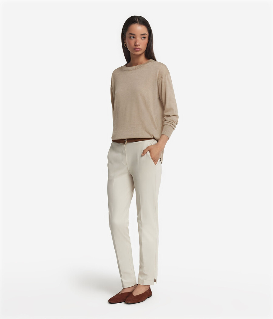 rundhals-kaschmirpullover mit schlitzen