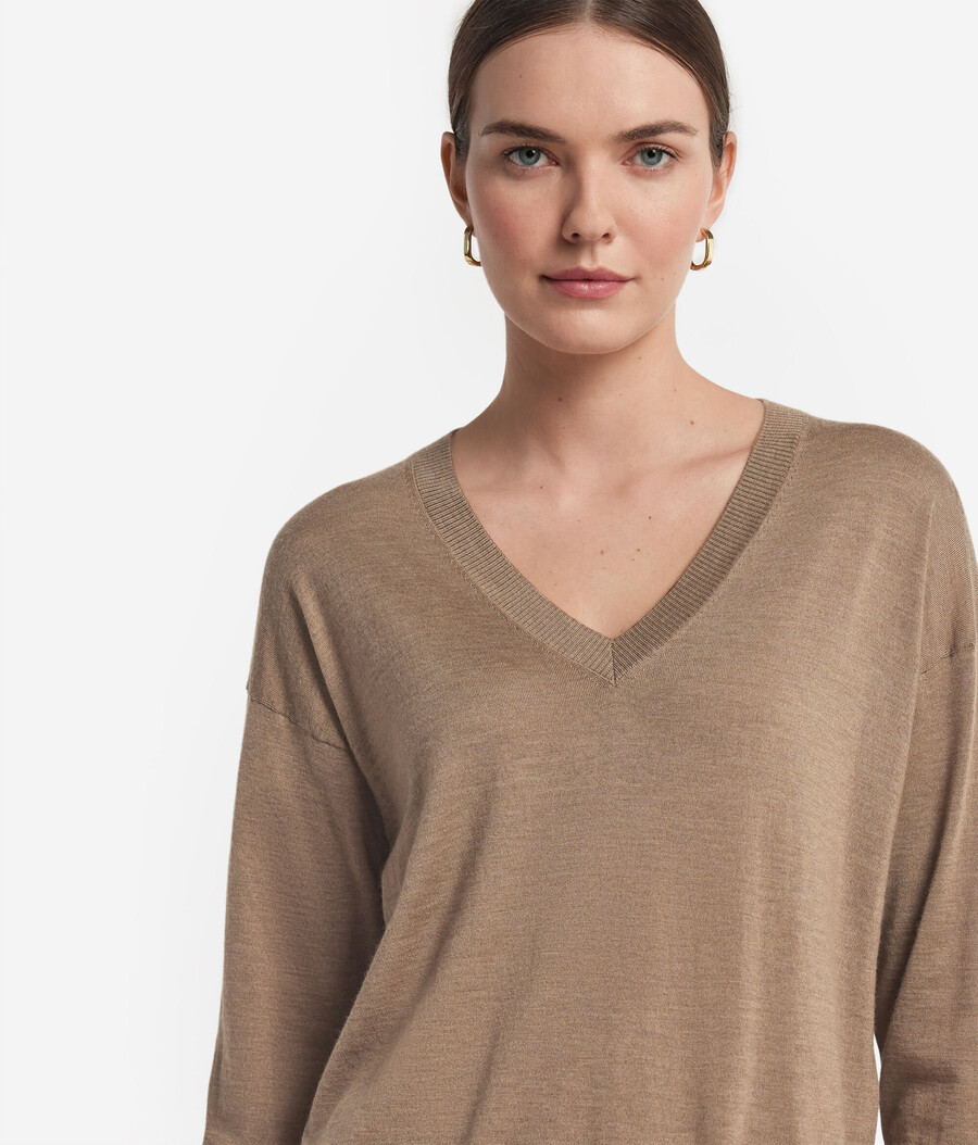 kaschmirpullover mit v-ausschnitt und schlitzen