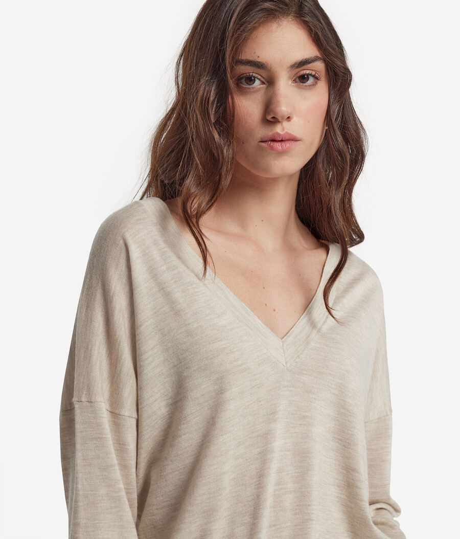 ultrafeiner kaschmirpullover mit doppeltem v-ausschnitt