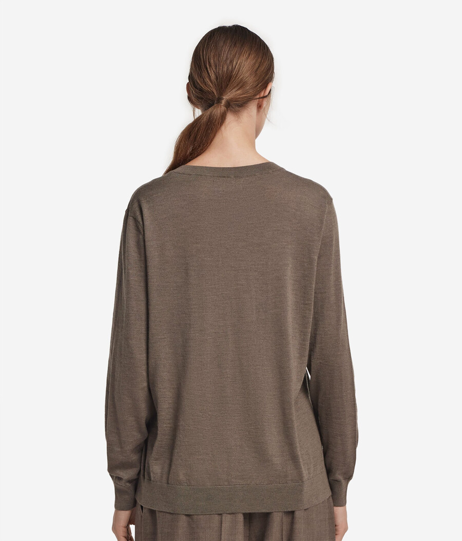 ultrafeiner kaschmirpullover mit v-ausschnitt