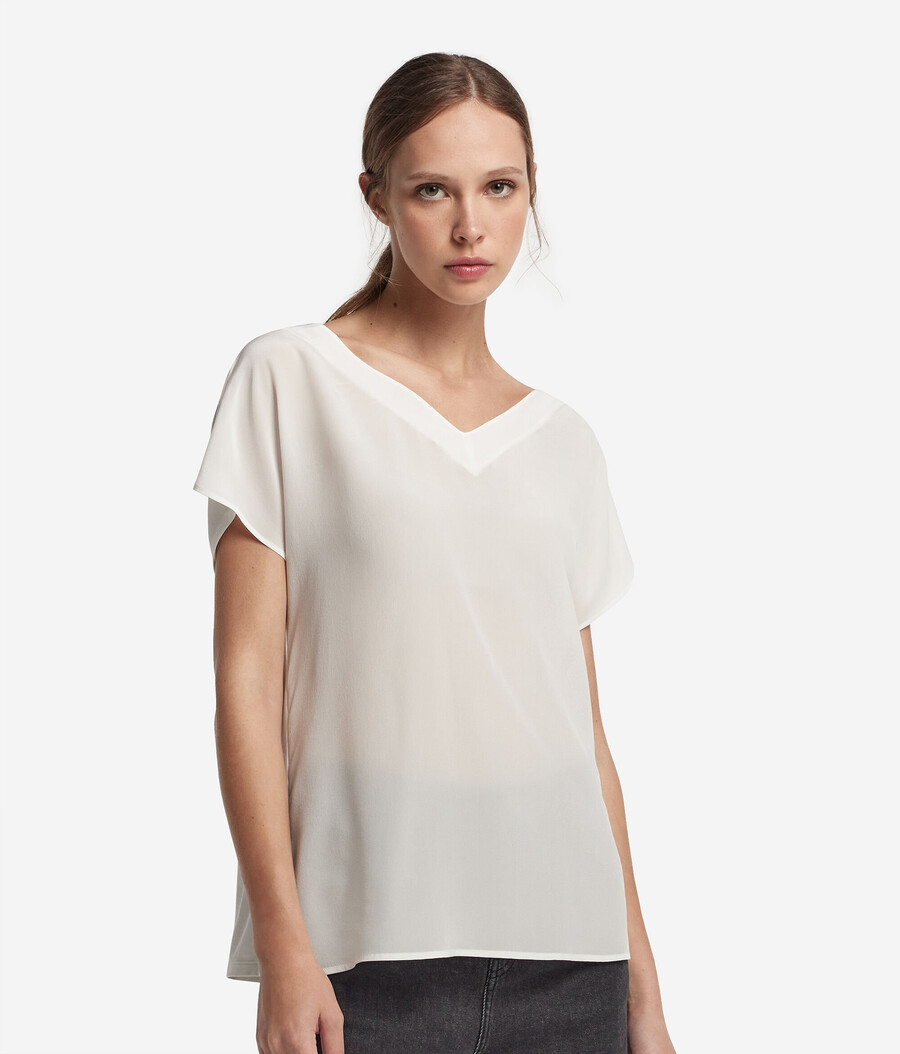 seiden-kimono-t-shirt mit v-ausschnitt