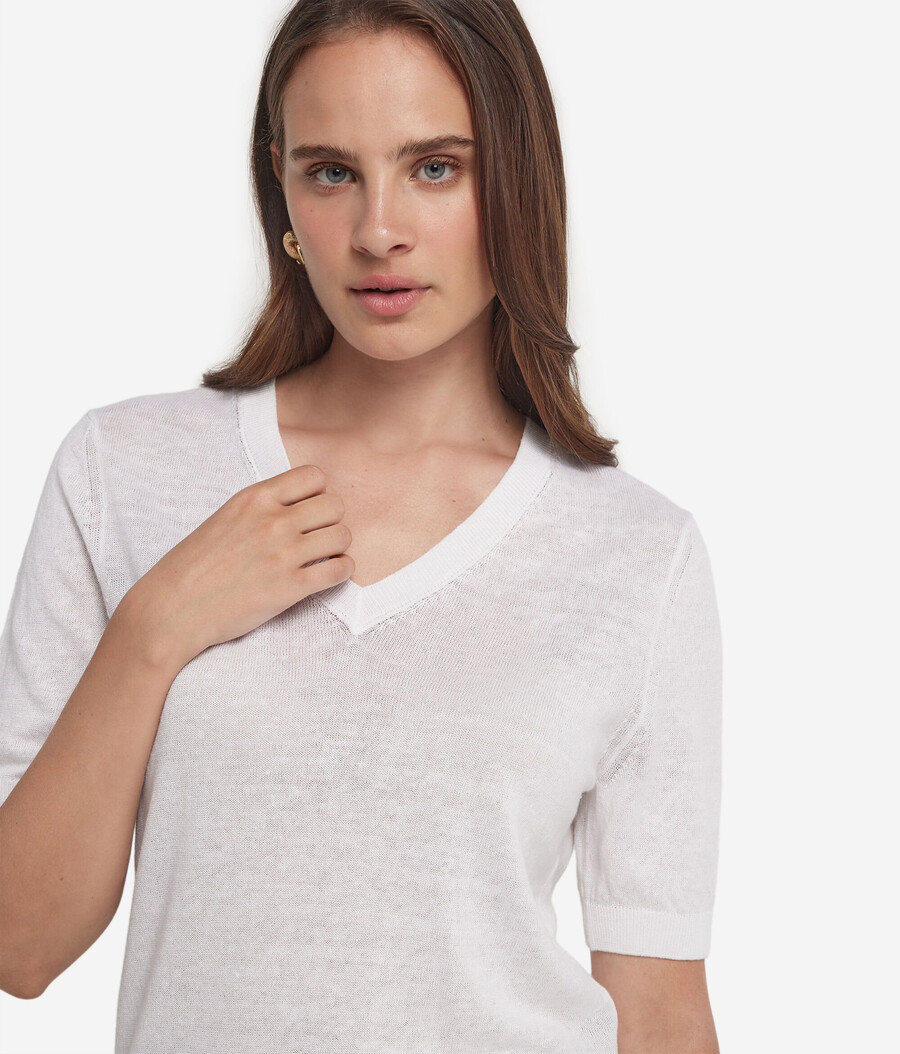 v-ausschnitt-t-shirt aus leinen und baumwolle