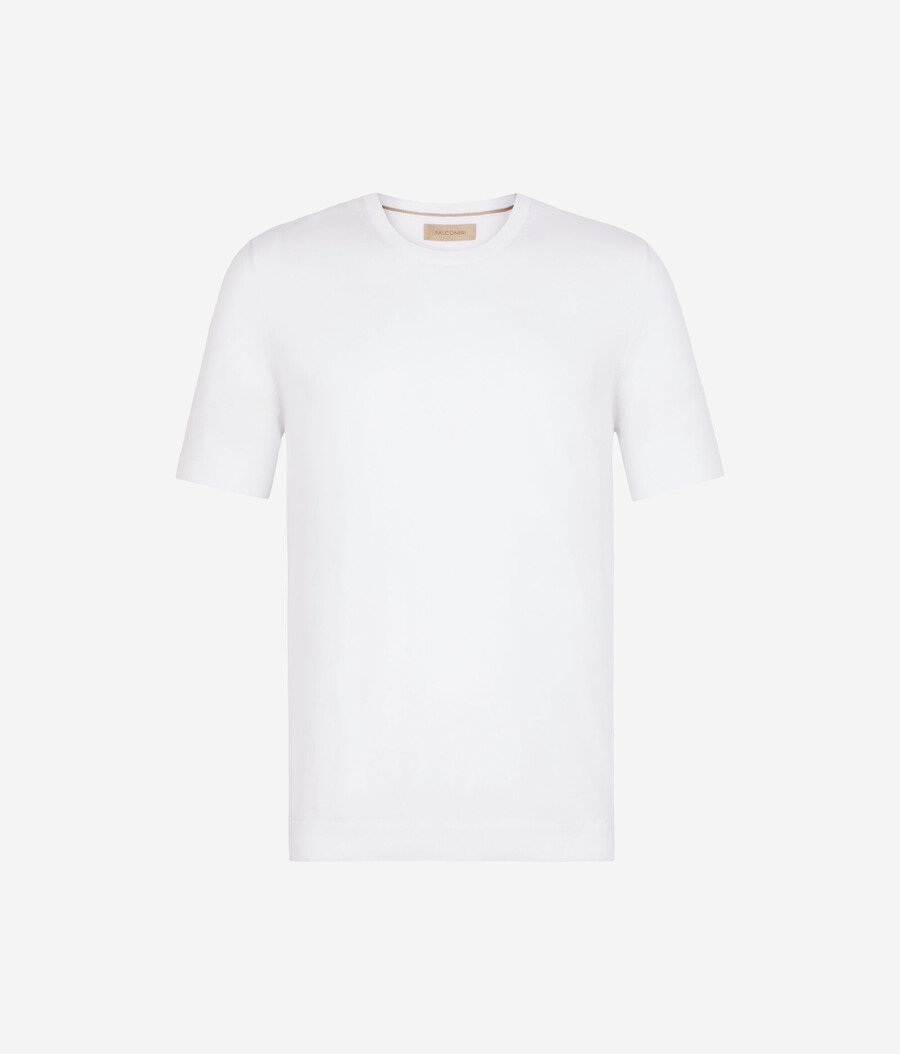 frisches baumwoll-t-shirt mit kurzen Ärmeln und rundhalsausschnitt