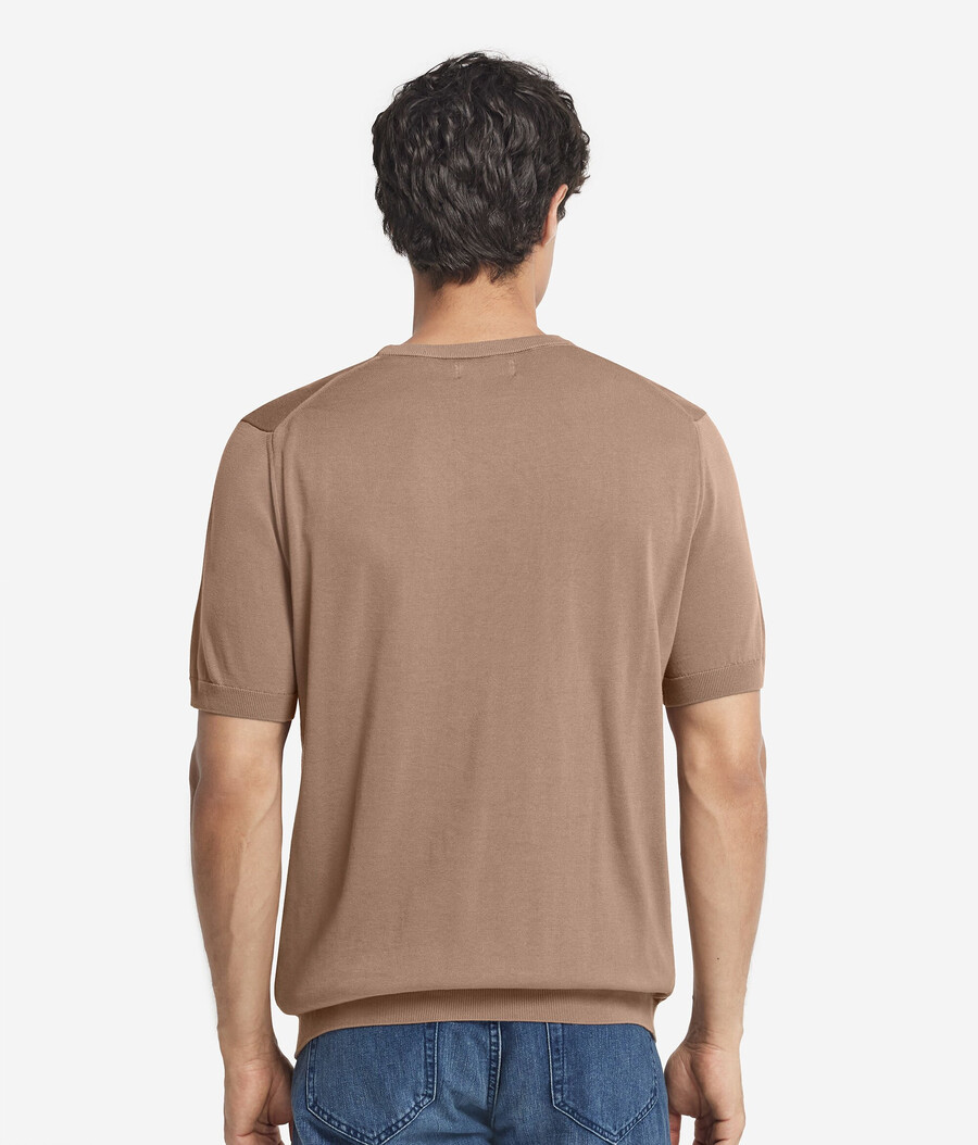 frisches baumwoll-t-shirt mit kurzen Ärmeln und rundhalsausschnitt