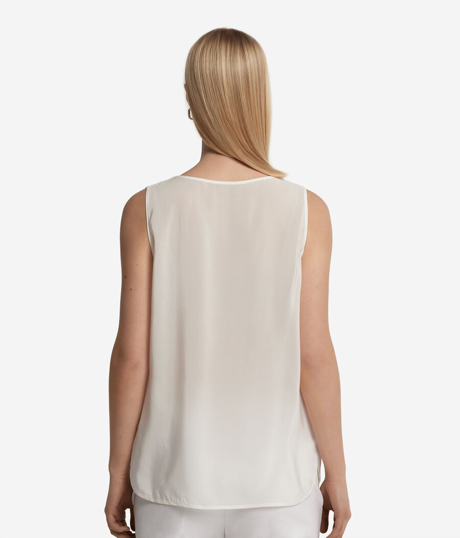 seiden-camisole mit weitem ausschnitt