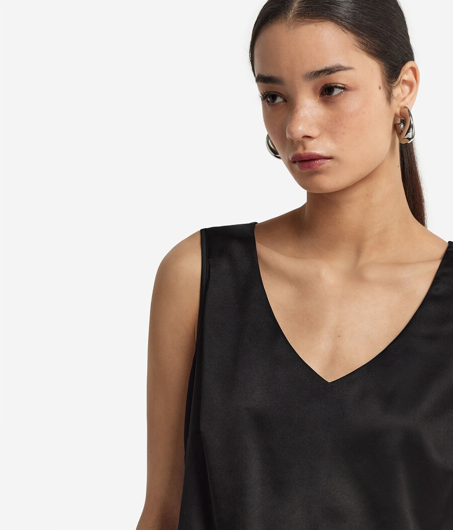seiden-camisole mit v-ausschnitt
