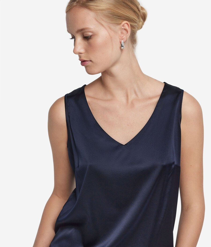 seiden-camisole mit v-ausschnitt