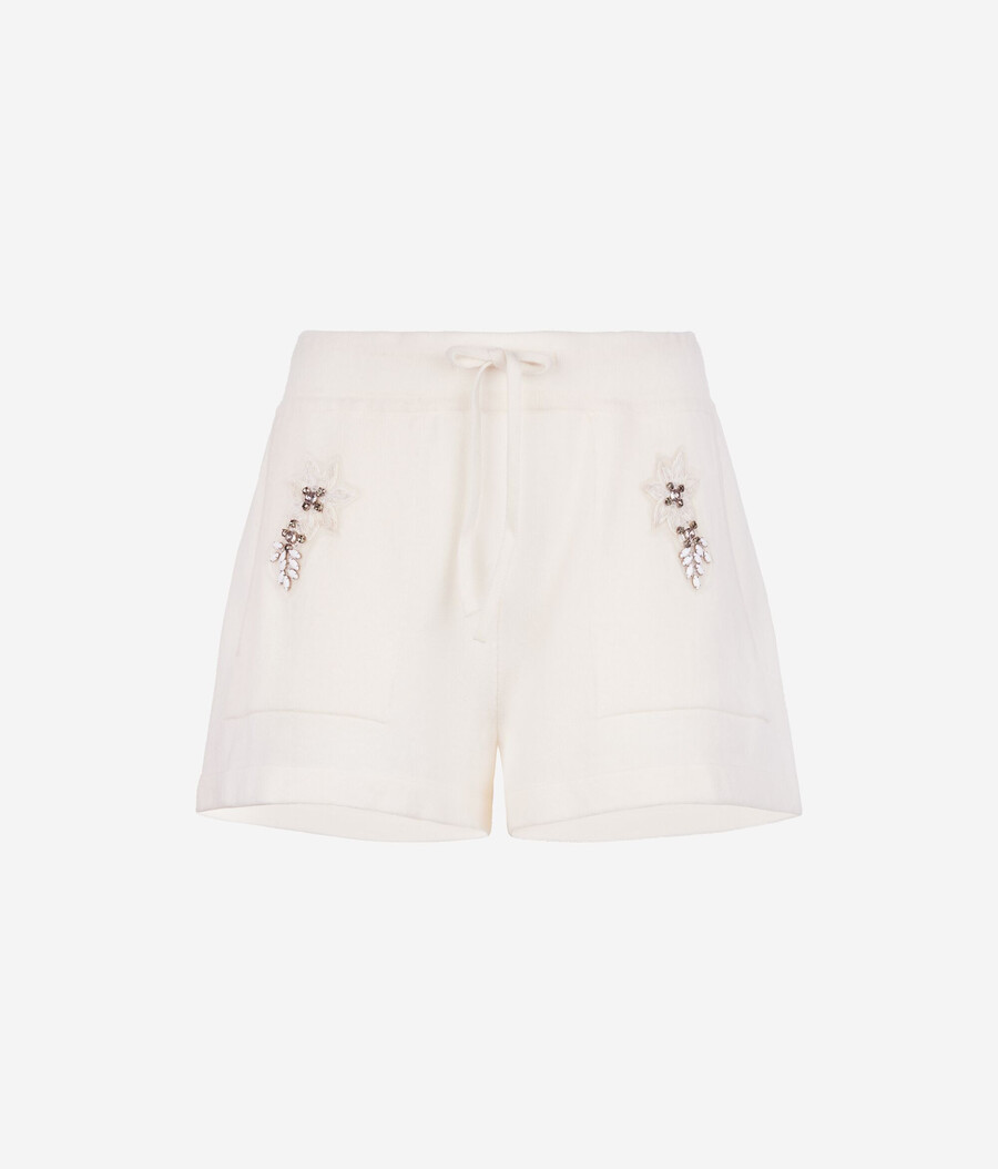 kaschmirshorts mit blumenstickerei